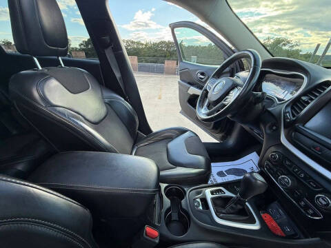 2018 Jeep Cherokee Latitude Plus