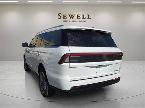 2025 Lincoln Navigator Reserve