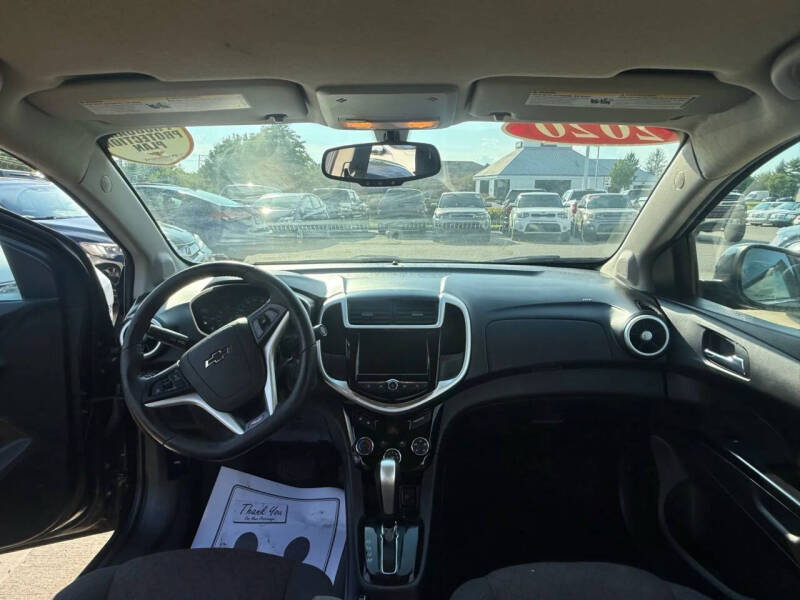 2020 Chevrolet Sonic LT