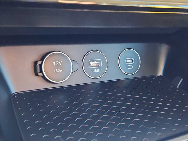 2025 Genesis G70