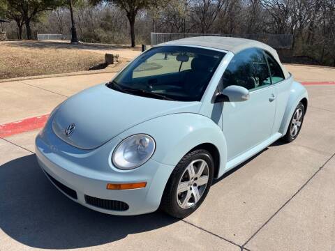 2006 Volkswagen New Beetle Convertible for sale at Texas Giants Automotive in Mansfield TX