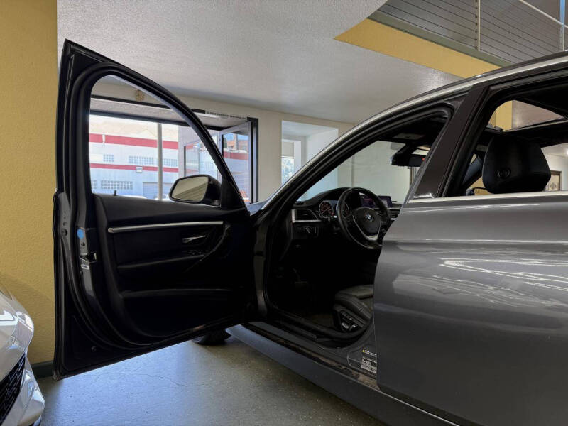 2018 BMW 3 Series 328d