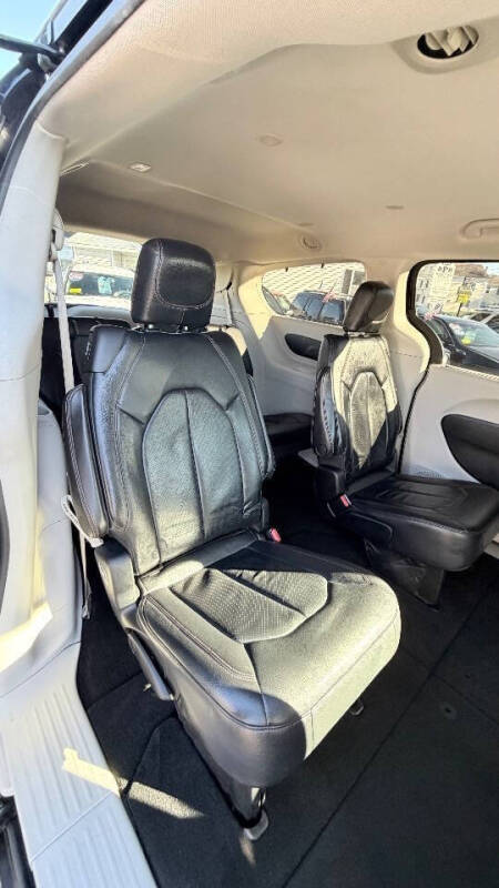 2018 Chrysler Pacifica Touring L