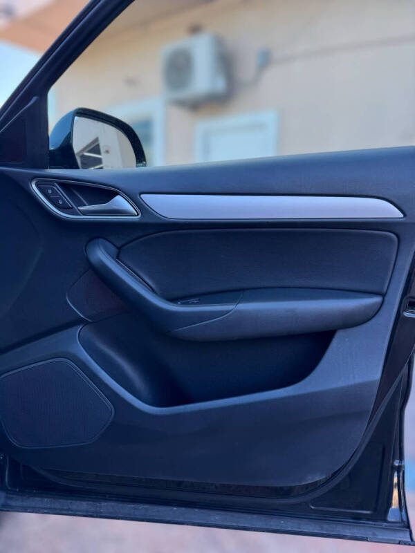 2017 Audi Q3 2.0T Premium