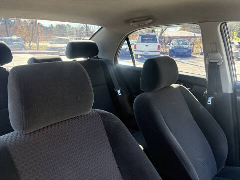 2005 Toyota Corolla LE