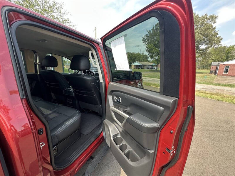 2017 Nissan Titan PRO-4X