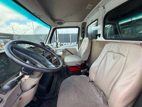 2002 Sterling LT7500 Series