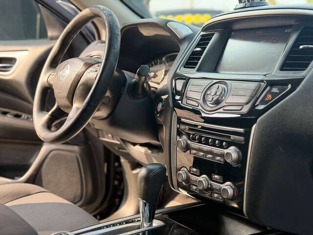 2017 Nissan Pathfinder S