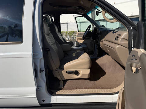 2000 Ford Excursion XLT