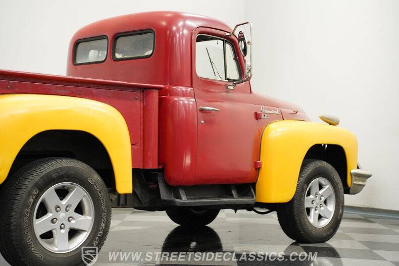 1952 International Harvester