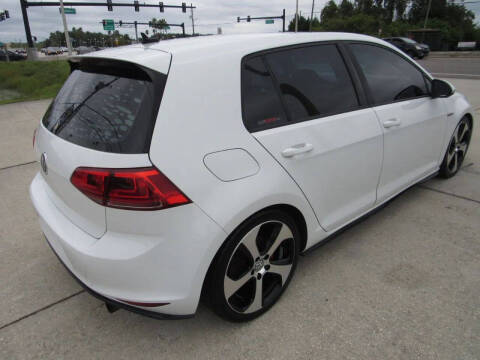 2016 Volkswagen Golf GTI