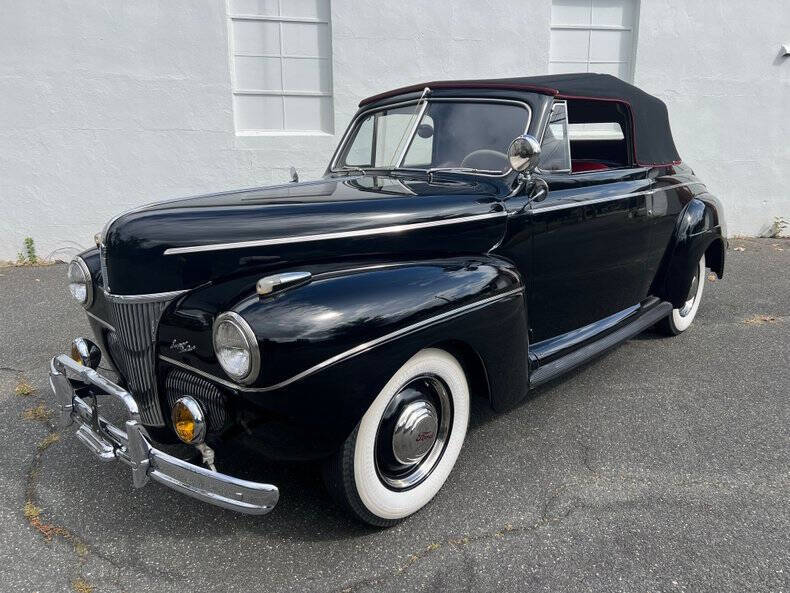 1941 Ford Super Deluxe