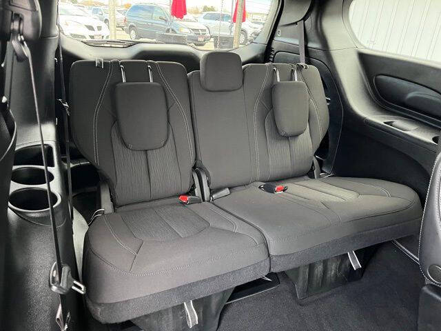 2022 Chrysler Pacifica Touring