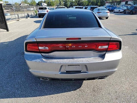 2012 Dodge Charger SE
