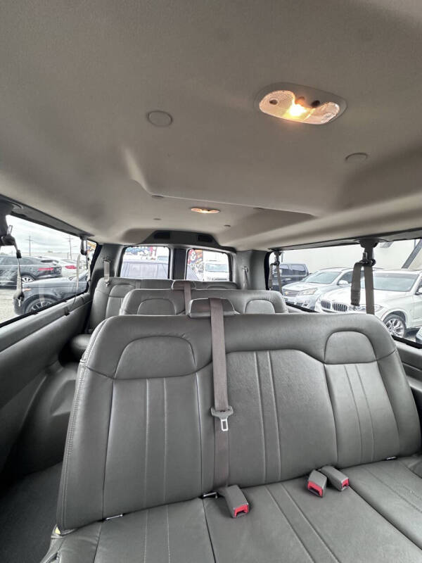 2020 Chevrolet Express LS 3500