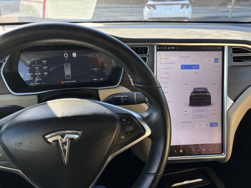 2016 Tesla Model X 90D