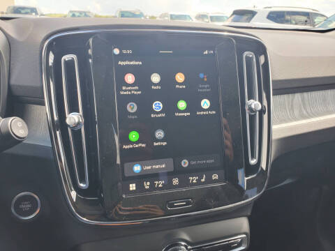 2026 Volvo XC40 B4 Plus