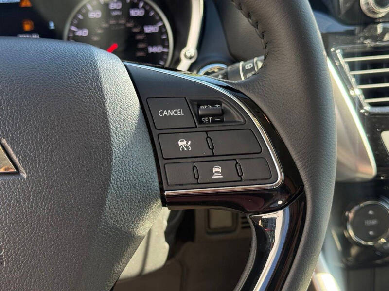2026 Mitsubishi Eclipse Cross SE
