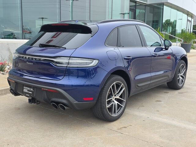 2025 Porsche Macan