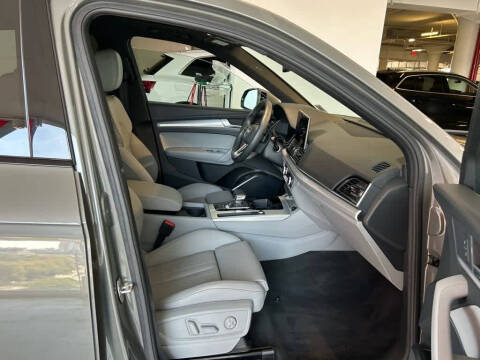 2025 Audi Q5 quattro S line Premium 45 TFSI