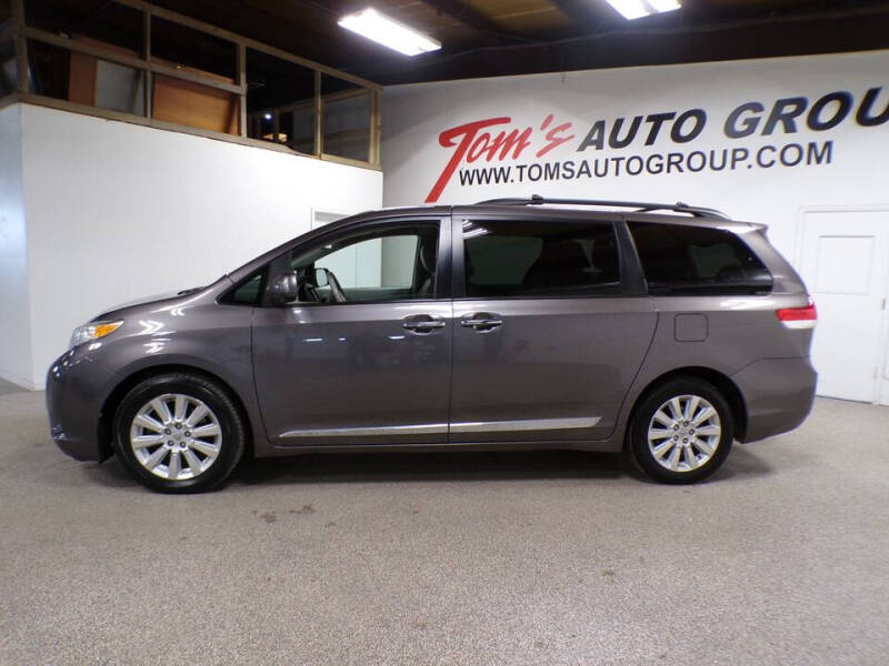 2011 Toyota Sienna XLE 7-Passenger