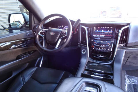 2019 Cadillac Escalade ESV Platinum