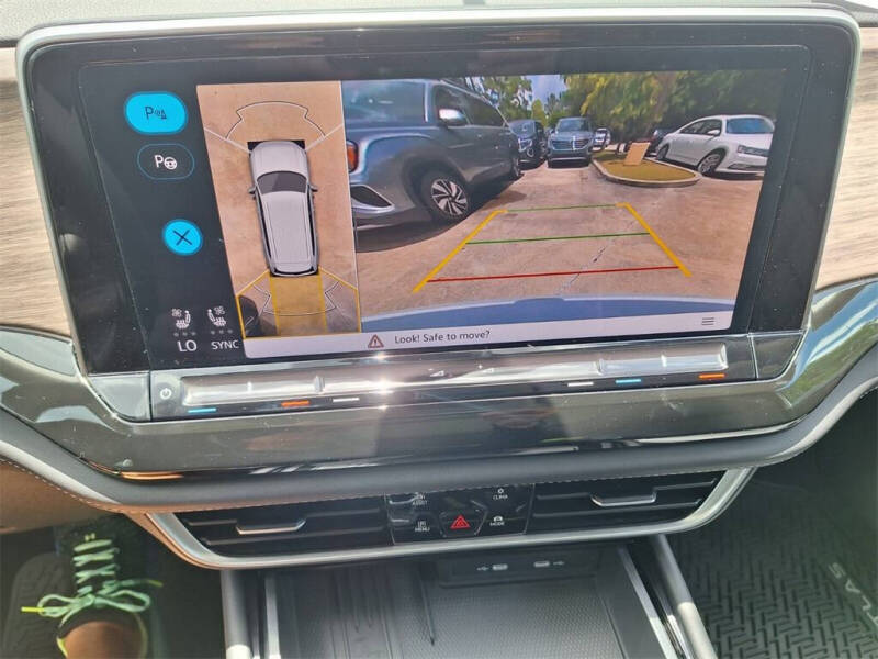 2025 Volkswagen Atlas SEL Premium R-Line 4Motion