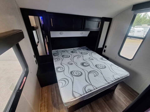 2021 Forest River Cherokee Grey Wolf 28DT