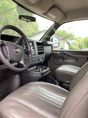 2016 Chevrolet Express 2500