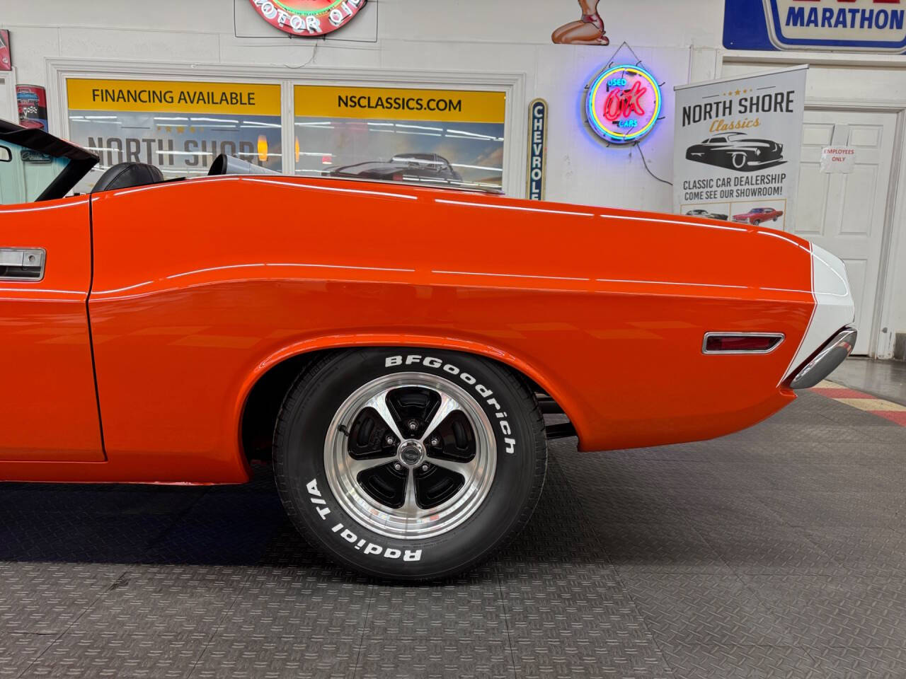 1970 Dodge Challenger 22