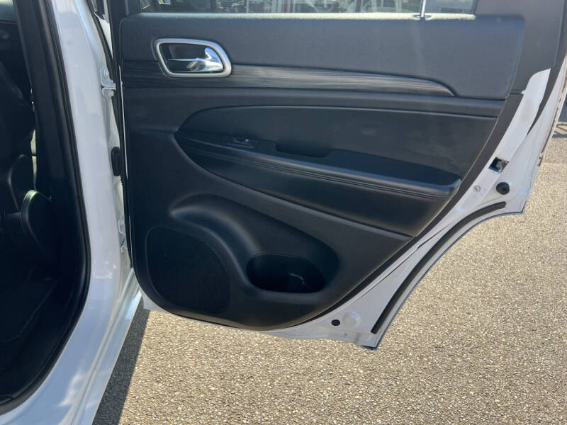 2019 Jeep Grand Cherokee Laredo