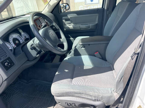 2005 Dodge Dakota SLT