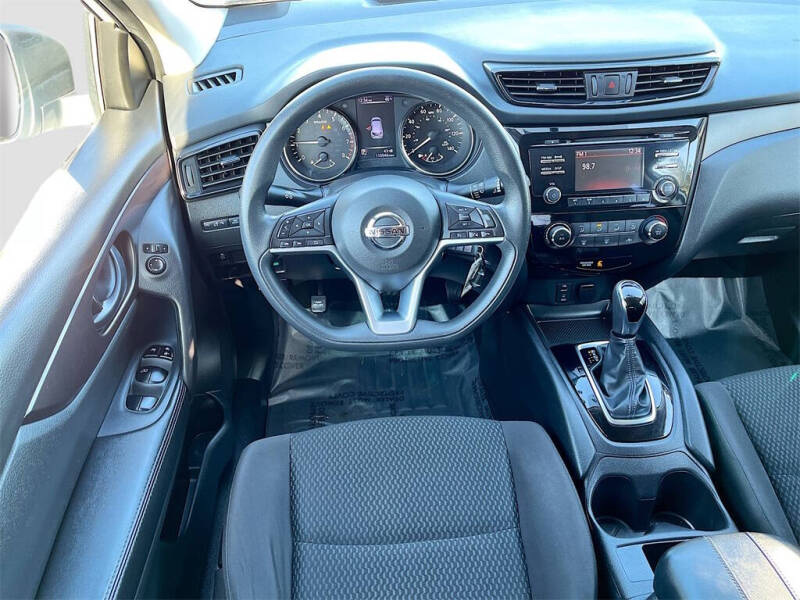 2017 Nissan Rogue Sport S