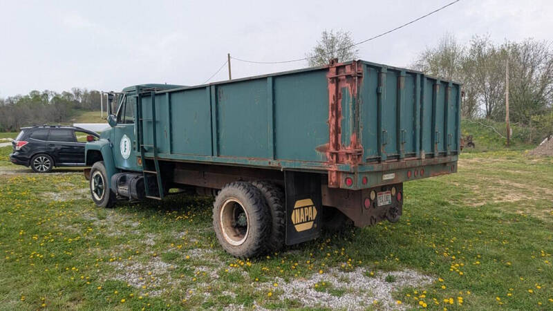 1987 International 1654