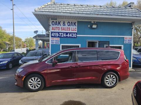 2017 Chrysler Pacifica for sale at Oak & Oak Auto Sales in Toledo OH