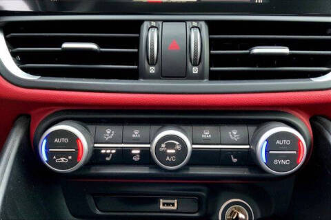 2021 Alfa Romeo Giulia Ti Sport