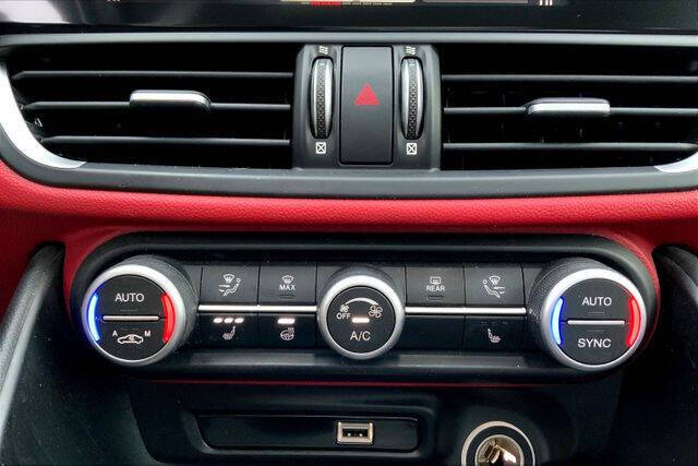 2021 Alfa Romeo Giulia Ti Sport