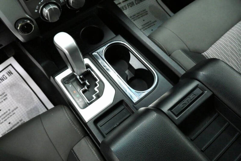 2017 Toyota Tundra SR5