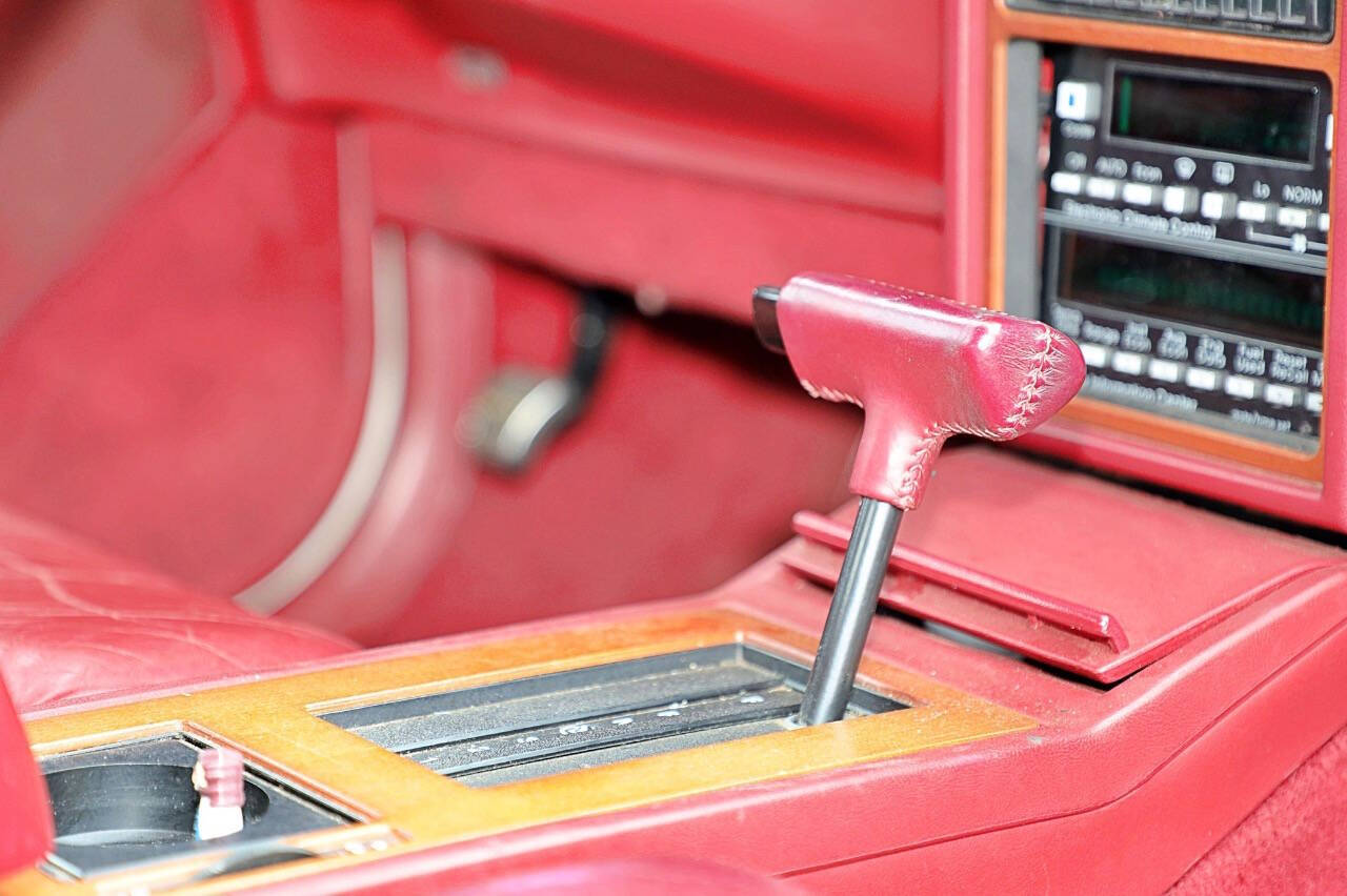 1988 Cadillac Eldorado Biarritz 45