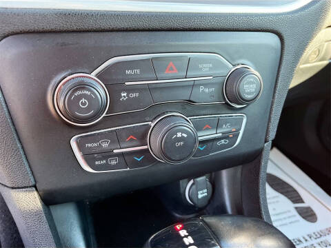 2022 Dodge Charger SXT