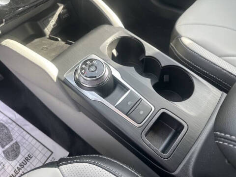 2026 Ford Escape Platinum