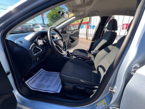 2017 Chevrolet Cruze LS Manual