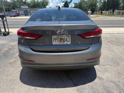 2018 Hyundai Elantra