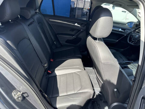 2015 Volkswagen Golf TSI SEL