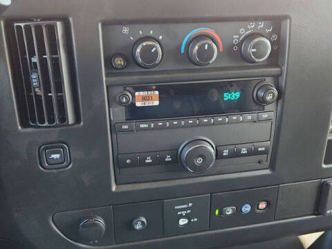 2025 Chevrolet Express 3500