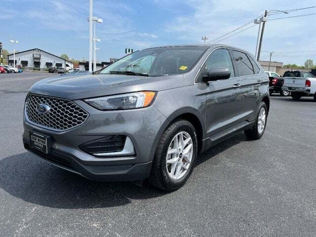 2023 Ford Edge 3
