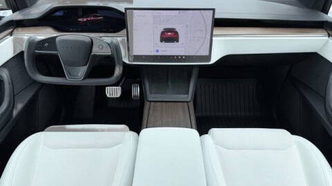 2023 Tesla Model X Standard Range