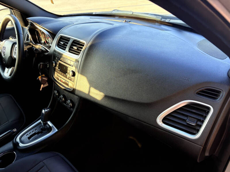 2013 Dodge Avenger SXT