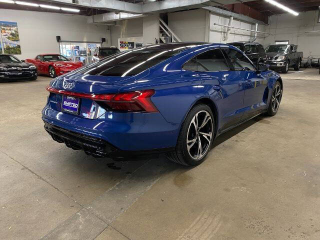 2022 Audi e-tron GT quattro Prestige