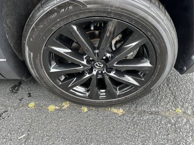 2023 Mazda CX-9 Carbon Edition